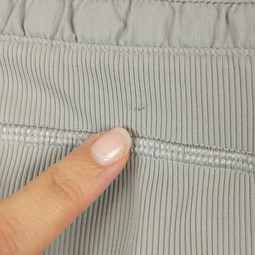 Lululemon Dance Studio Crop 25" Silver Drop 4 Mid Rise Pull On Drawstring - Picture 12 of 16